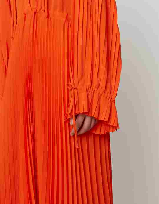 Leighton dress solid plissee